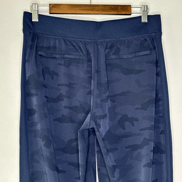 Athleta Navy Blue Brooklyn Ankle Camo Pant Size 8 - Picture 10 of 12